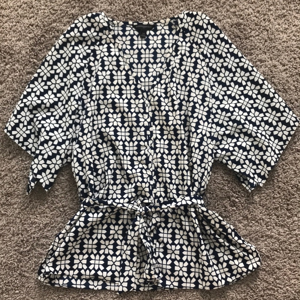 Geometric Patterned Blouse - image 1